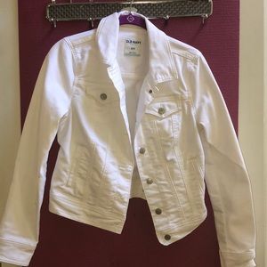 Denim white jacket with pockets and silver buttons
